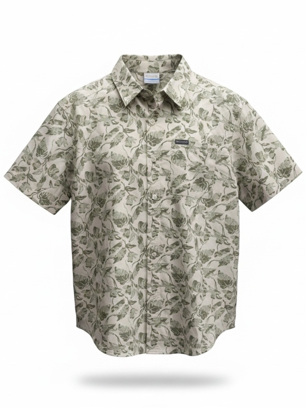 Casual Short-Sleeve Button-Down Shirt in Olive Leaf Print